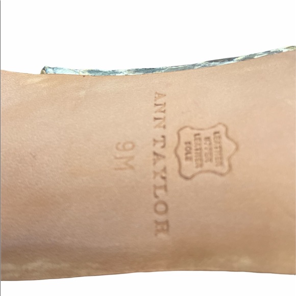 ANN TAYLOR Silver Python Pointed Toe Heels - Picture 6 of 8